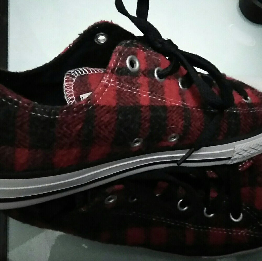 Red/Black Plaid Converse